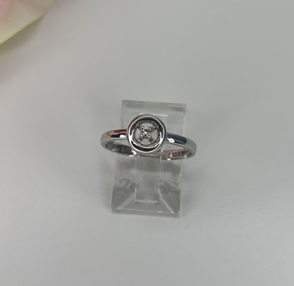 Image de Bague en or blanc 10KT avec un diamant